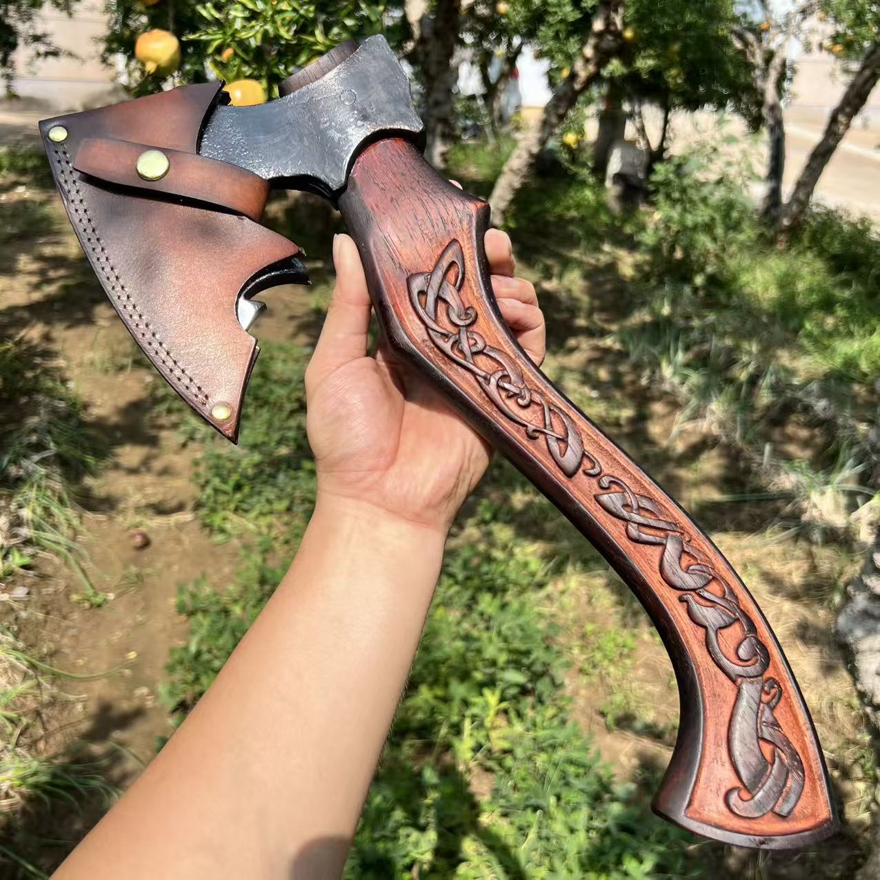 عالية الجودة منحوتة الشمال متع - مراجعة Woodworking Hatchet وسعره